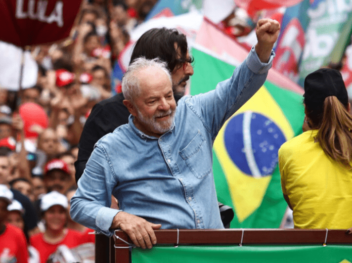 Luiz Inácio Lula da Silva toma posesión de su cargo iniciando su tercera presidencia y poniendo fin a la era Bolsonaro